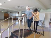 機能訓練指導員と一緒に
