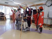 みんな笑顔になります　ちんどん屋さん♬