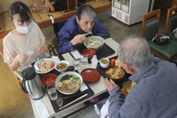 うれしいなぁ～　進栄楼でお昼ご飯です